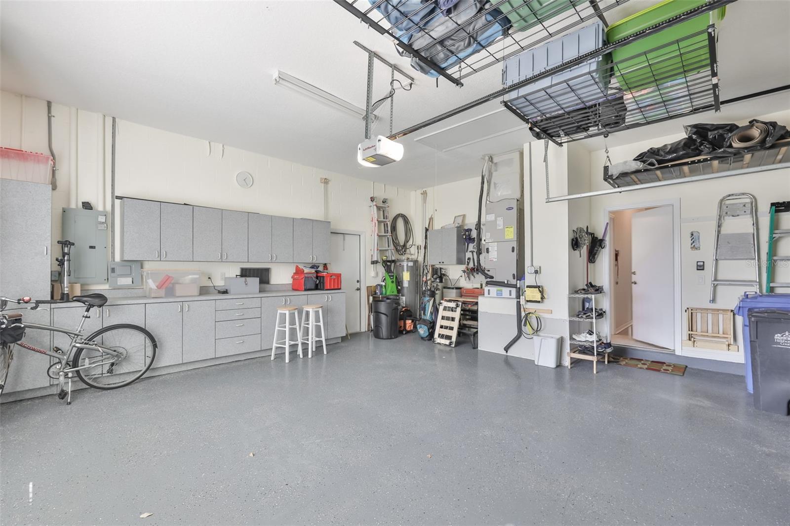 Listing photo id 20 for 2219 Platinum Drive