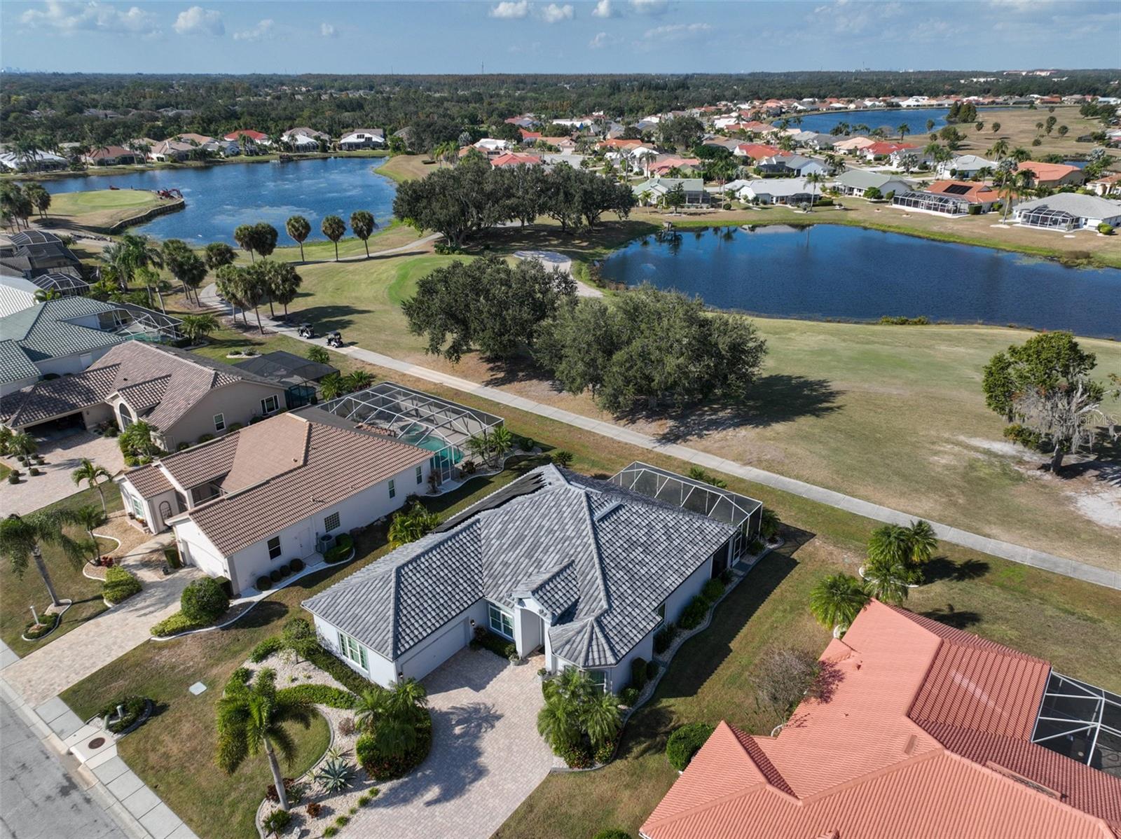 Listing photo id 38 for 2219 Platinum Drive