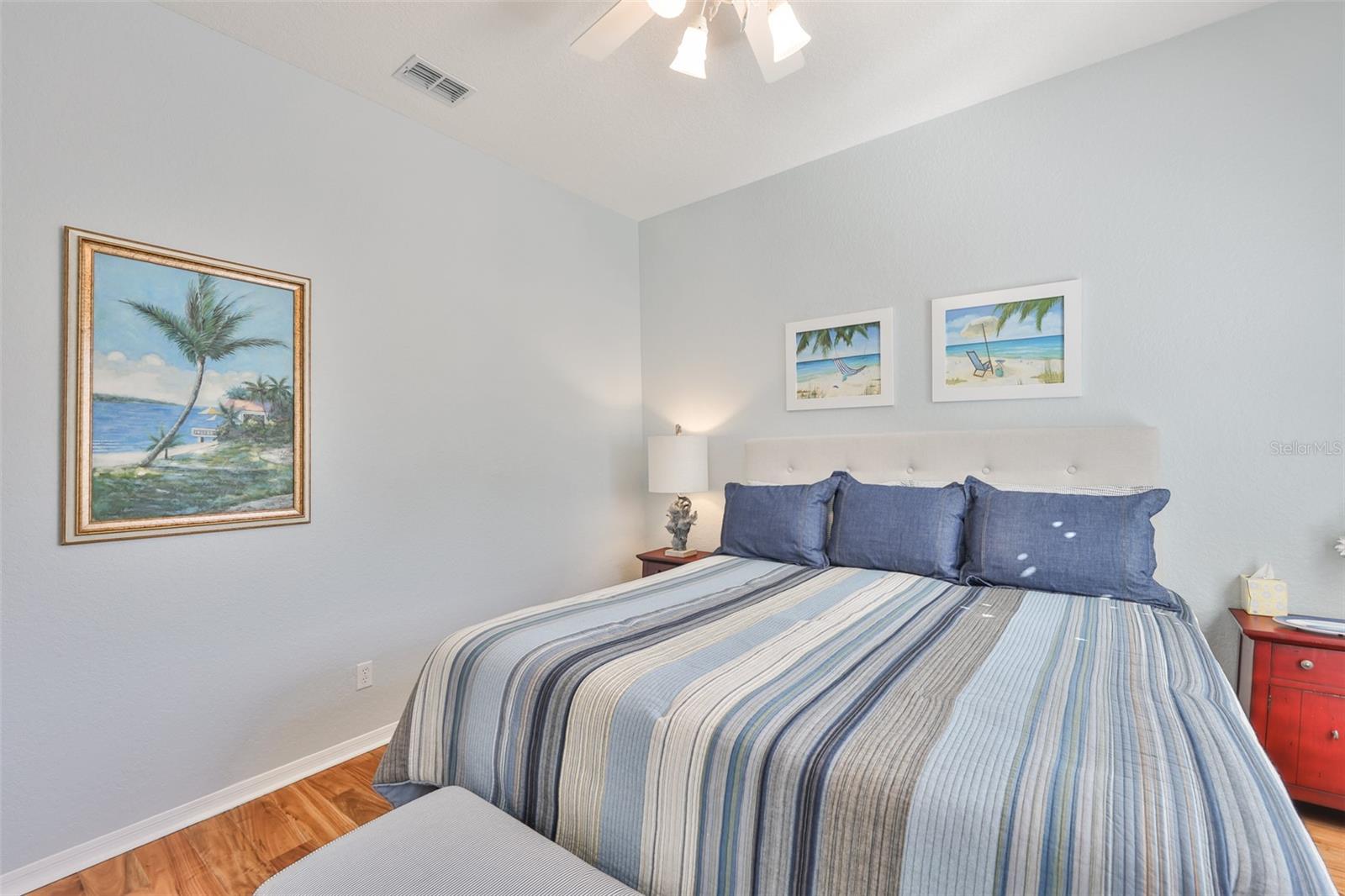 Listing photo id 45 for 2219 Platinum Drive