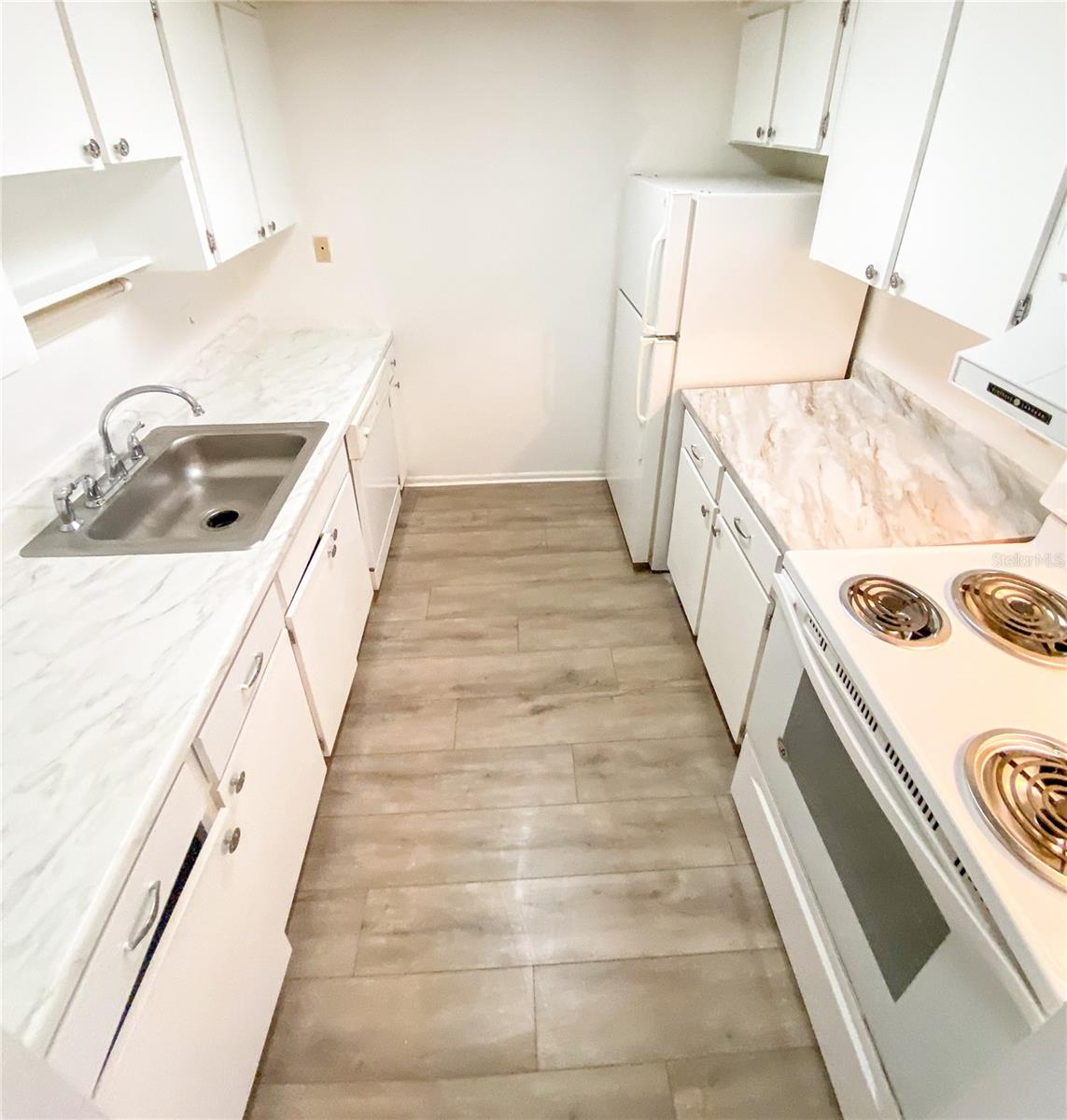 Image 2 of 16 For 4335 Aegean Drive 108a