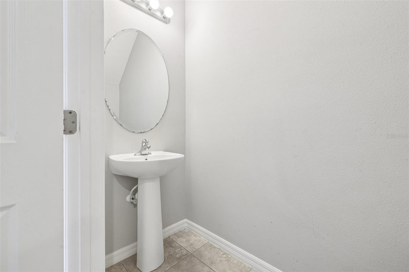 Image 13 of 30 For 7022 Summer Holly Place