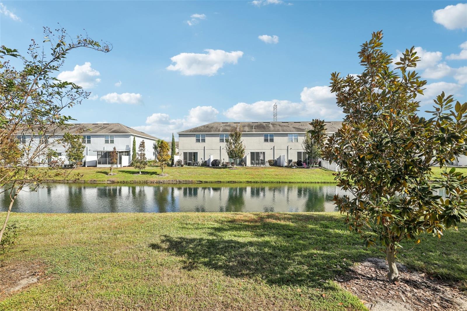 Image 27 of 30 For 7022 Summer Holly Place