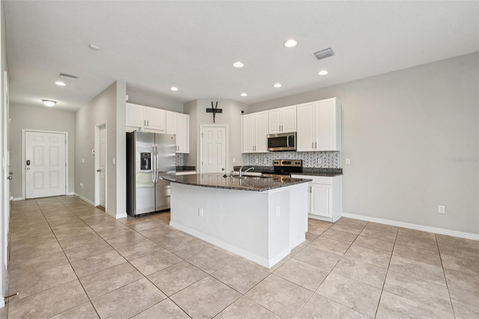 Image 5 of 30 For 7022 Summer Holly Place