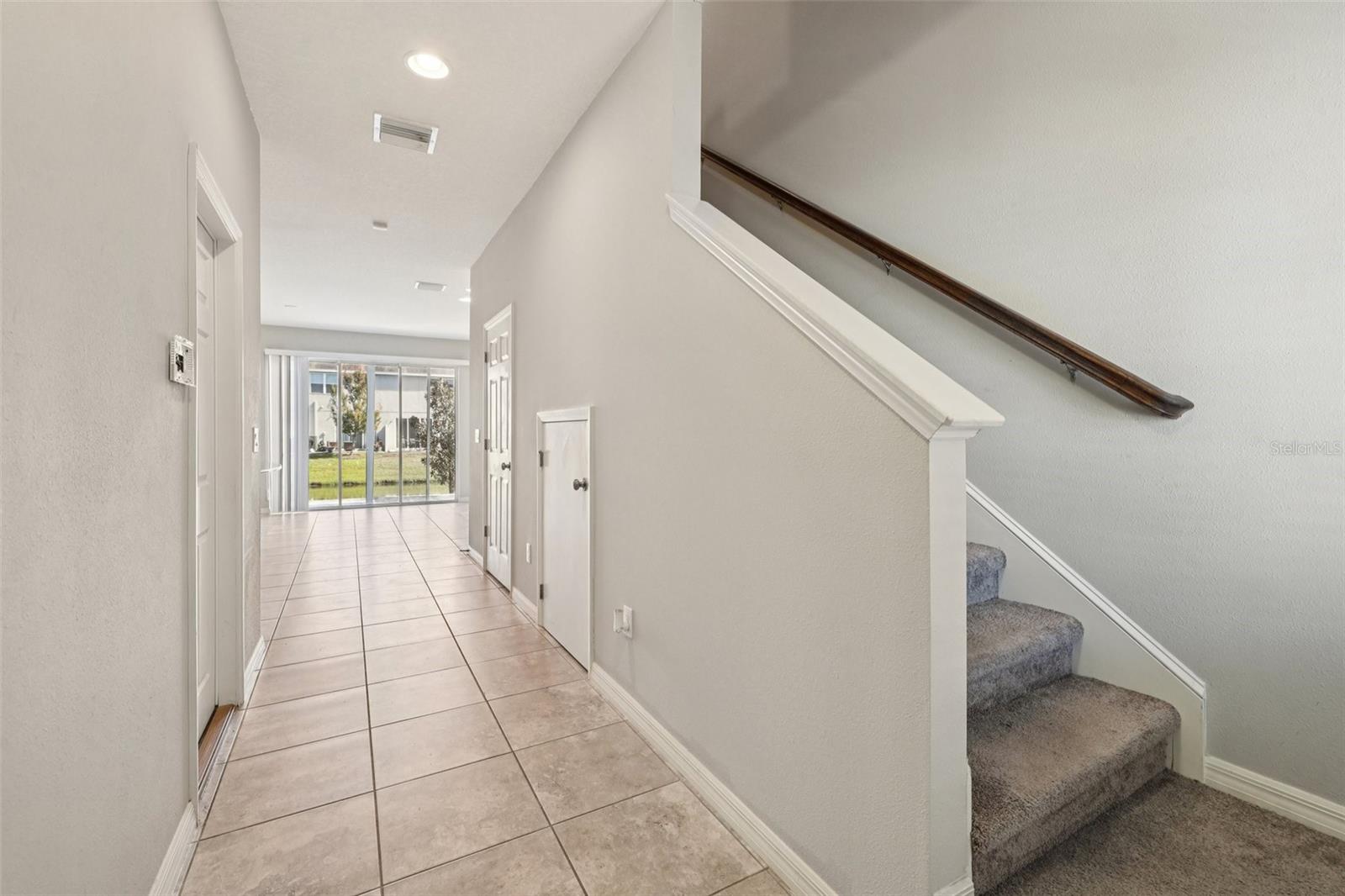 Image 9 of 30 For 7022 Summer Holly Place