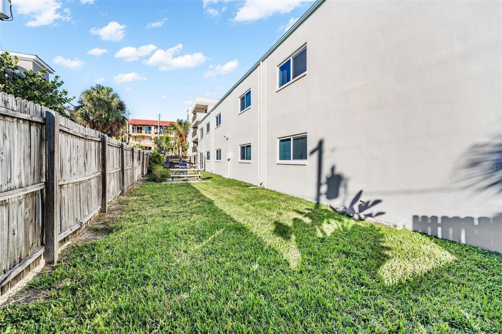 Image 31 of 34 For 2110 Gulf Boulevard 8