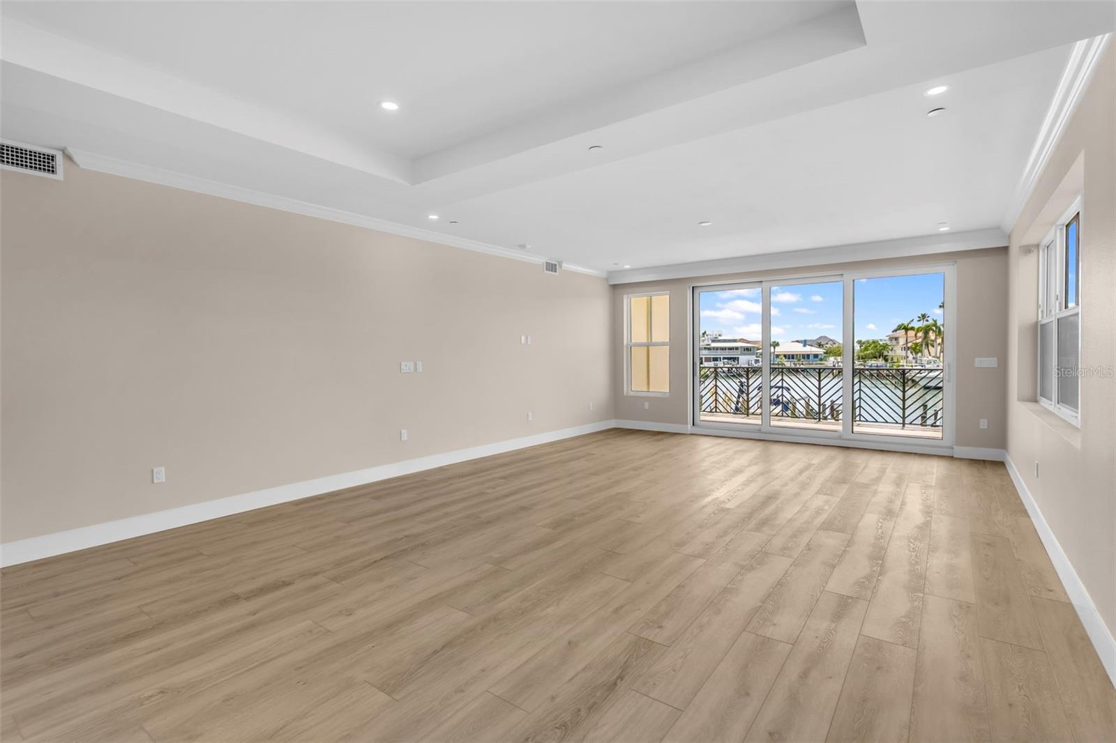 Image 20 of 48 For 455 Pinellas Bayway S 2b