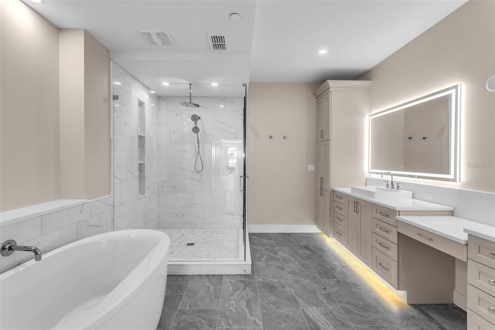 Image 28 of 48 For 455 Pinellas Bayway S 2b