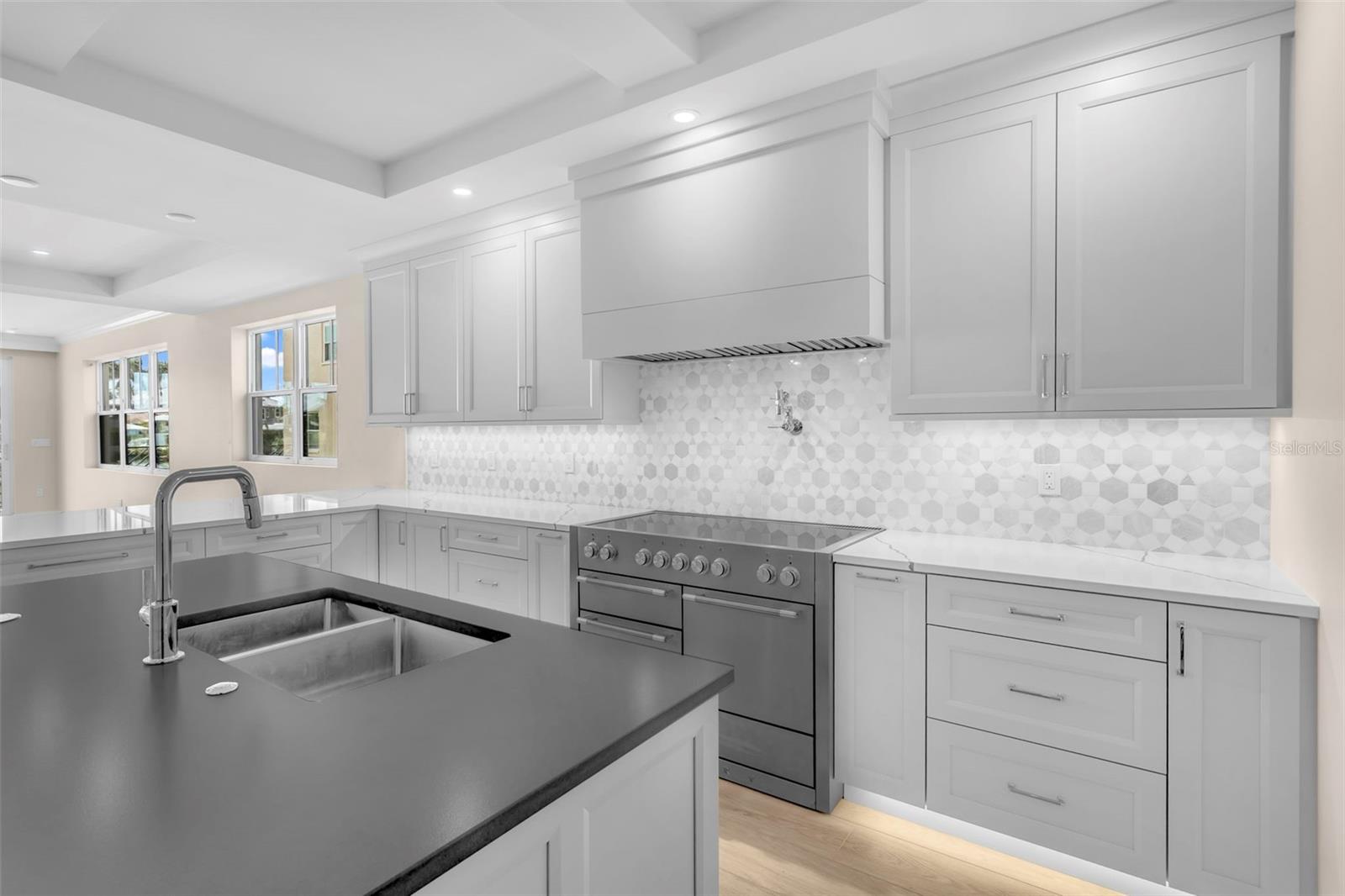 Image 44 of 48 For 455 Pinellas Bayway S 2b