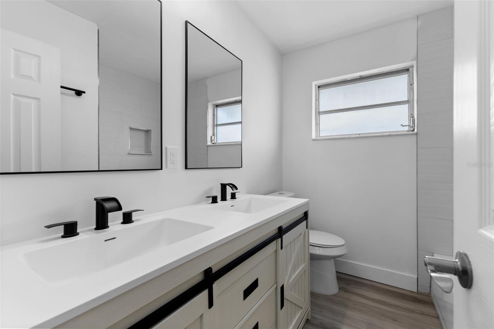 Image 11 of 23 For 6026 Bayou Grande Boulevard Ne