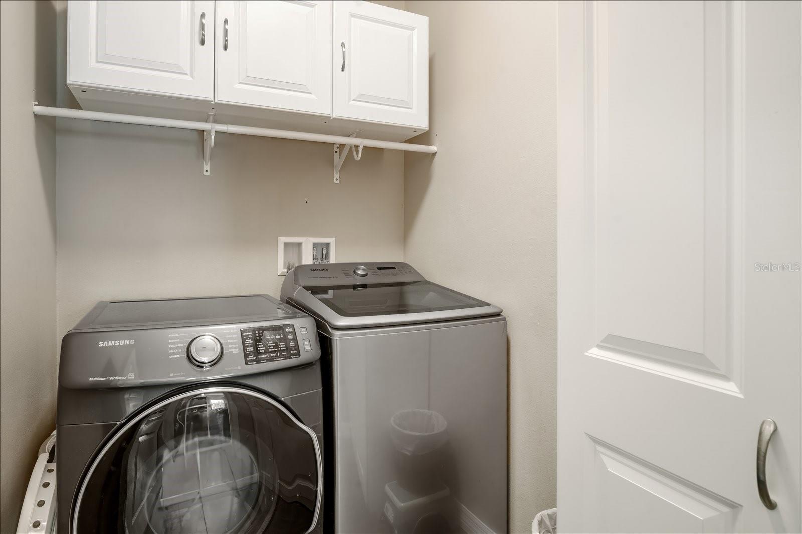 Image 21 of 33 For 12432 Fairlawn Drive