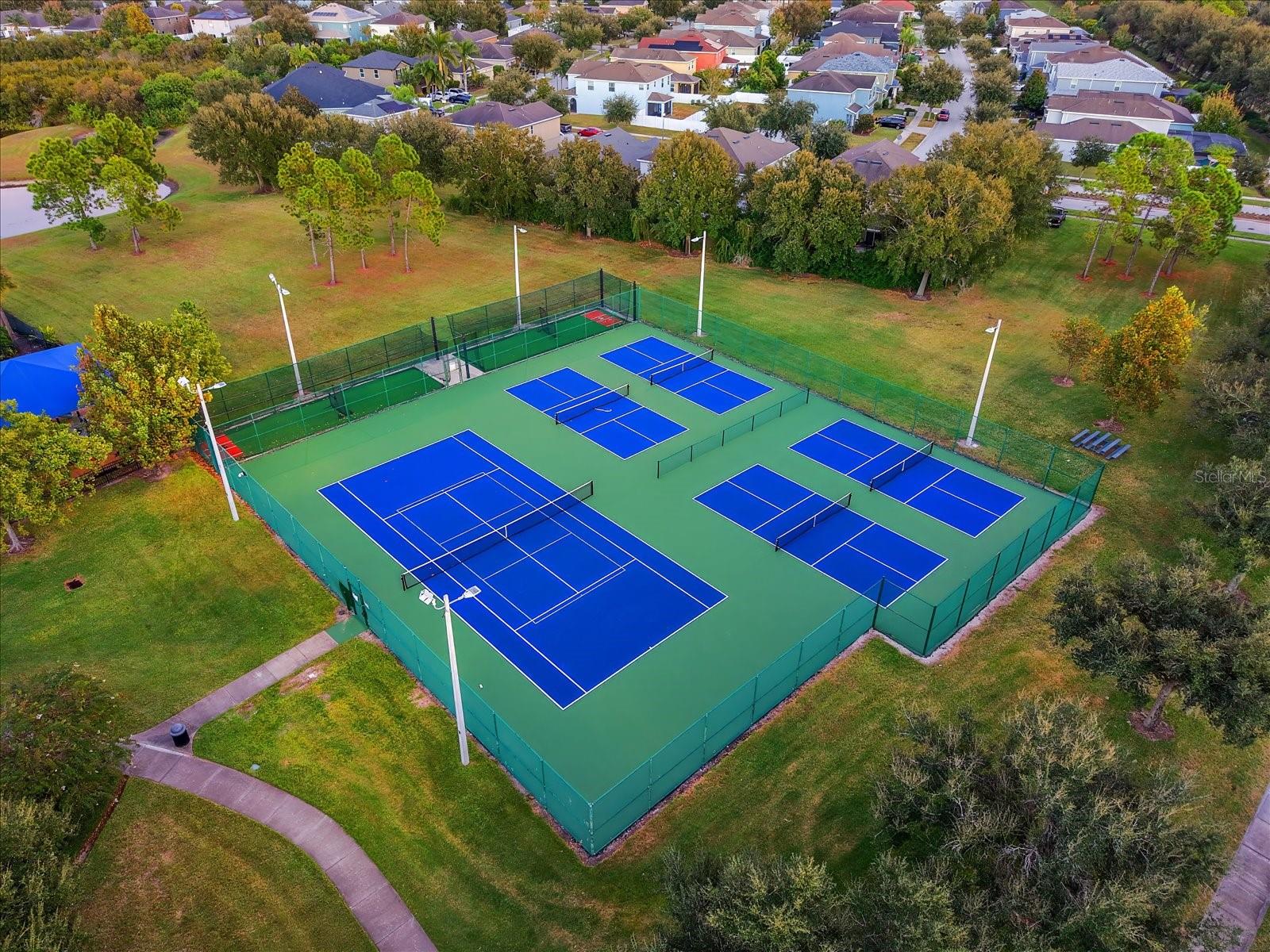 Image 30 of 33 For 12432 Fairlawn Drive