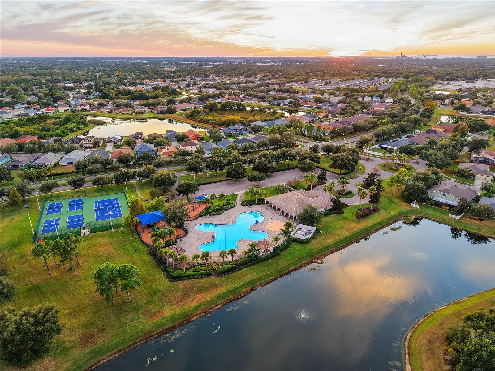 Image 31 of 33 For 12432 Fairlawn Drive