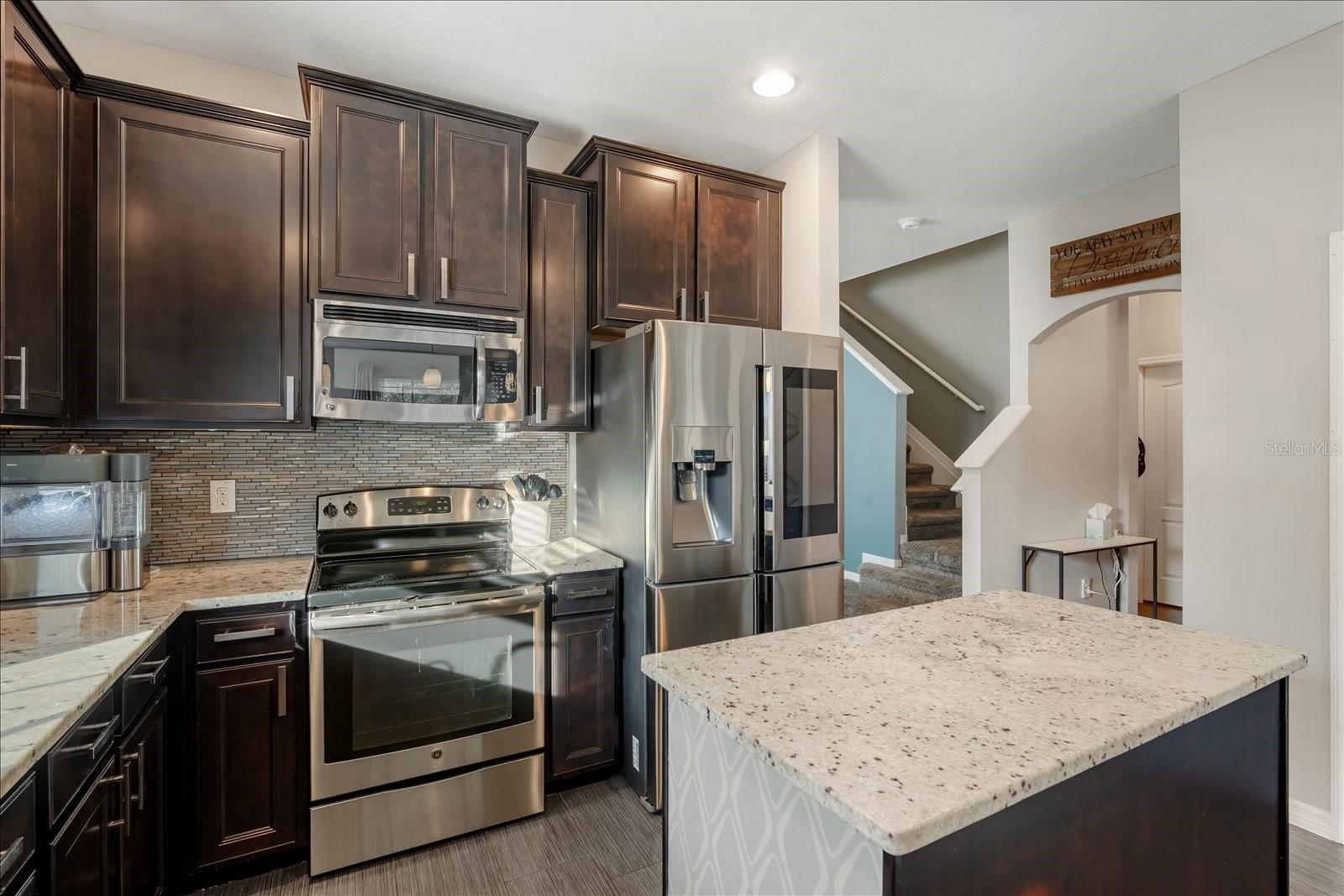 Image 8 of 33 For 12432 Fairlawn Drive