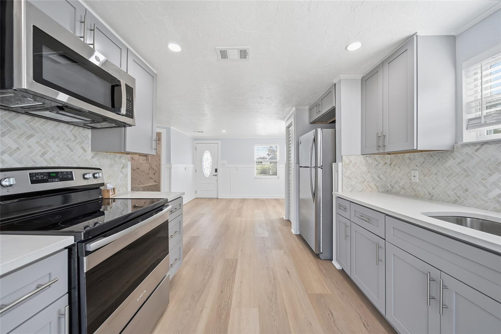 Image 13 of 39 For 14233 Shiloh Court