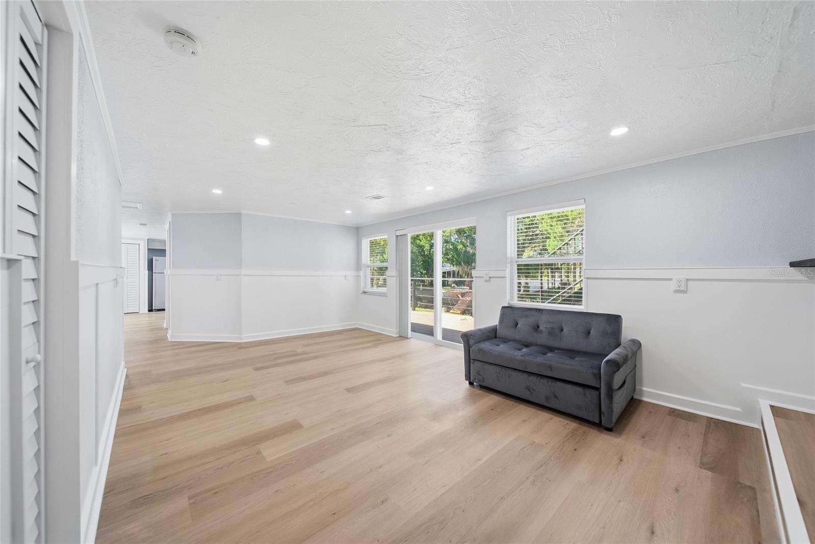 Image 16 of 39 For 14233 Shiloh Court