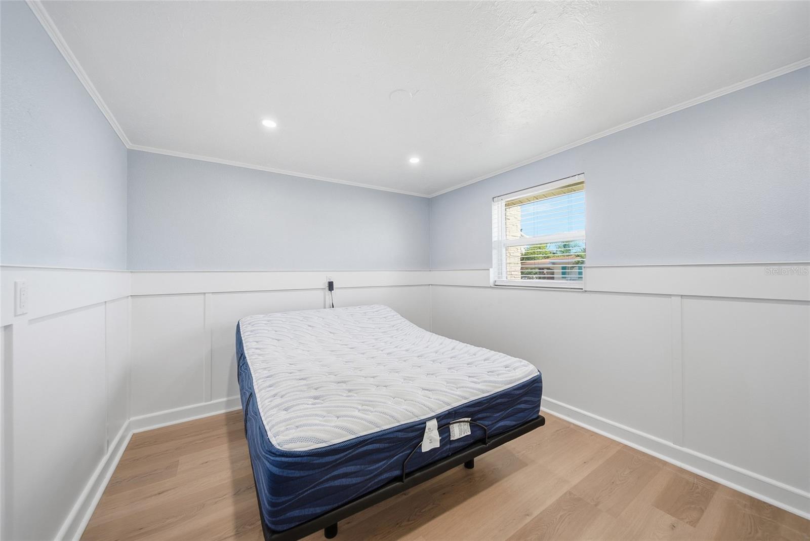 Image 17 of 39 For 14233 Shiloh Court