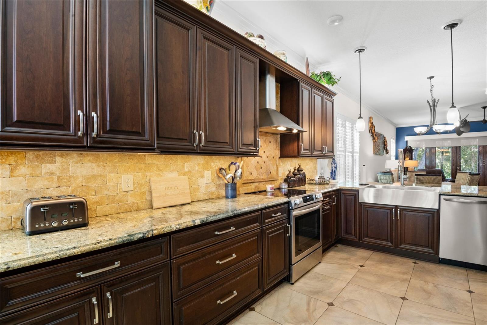 Image 16 of 53 For 1498 Woodstream Drive