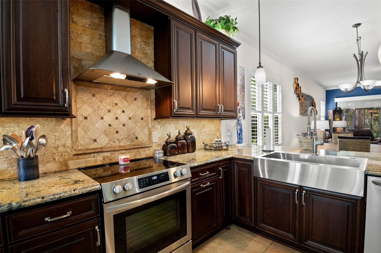 Image 18 of 53 For 1498 Woodstream Drive