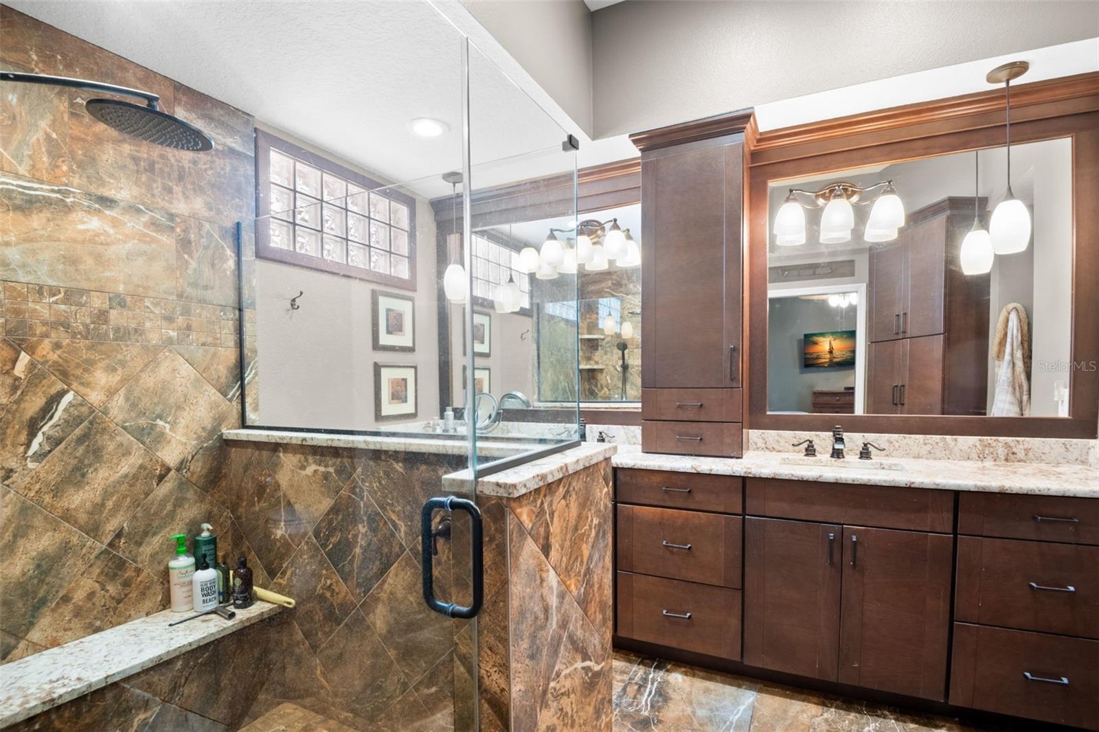 Image 31 of 53 For 1498 Woodstream Drive