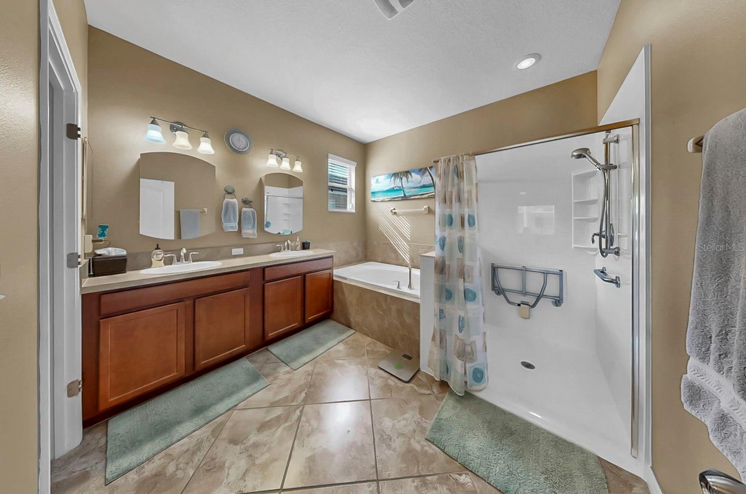 Image 35 of 72 For 2434 Dakota Rock Drive