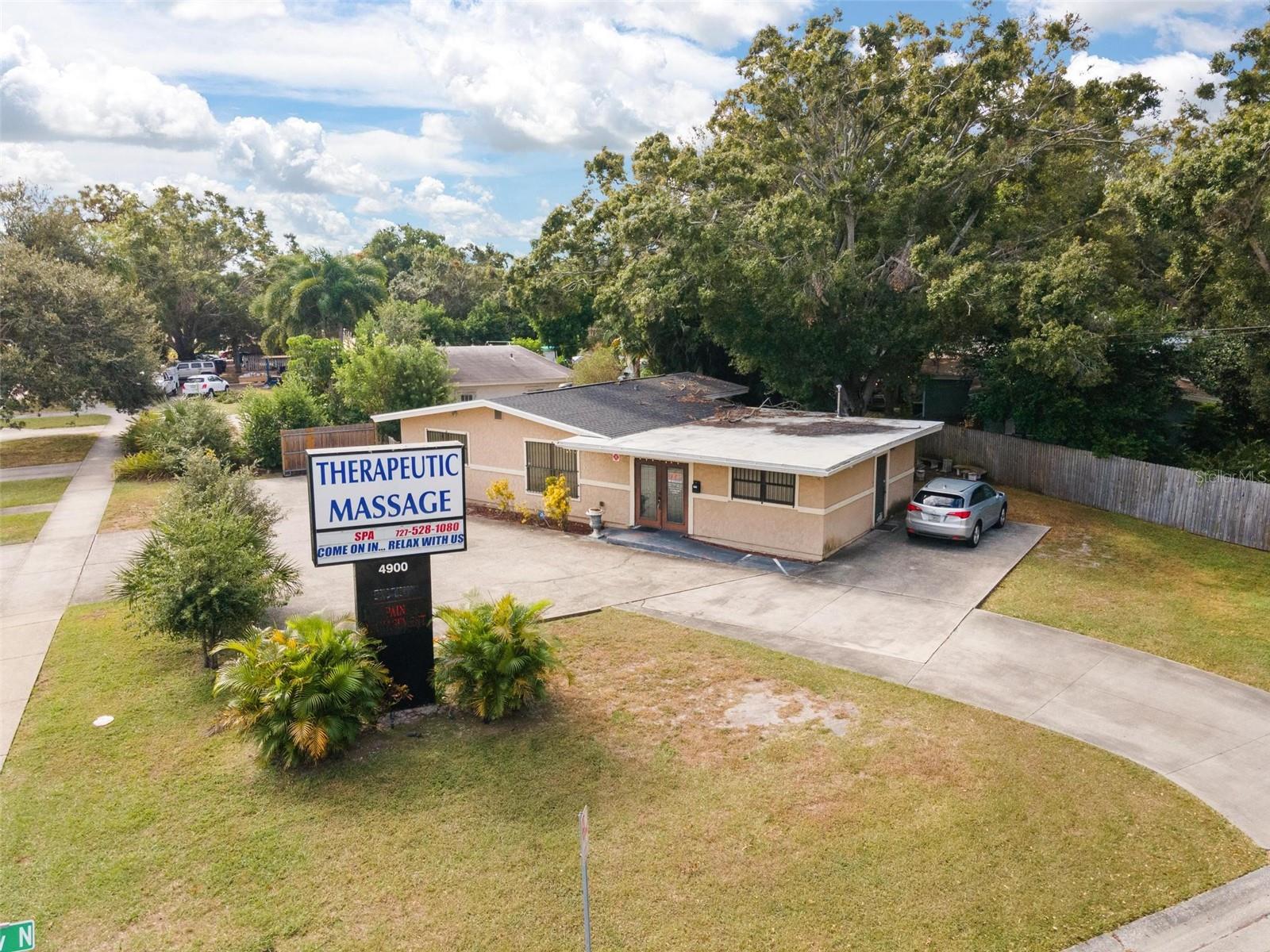 Image 3 of 30 For 4900 33rd Avenue N