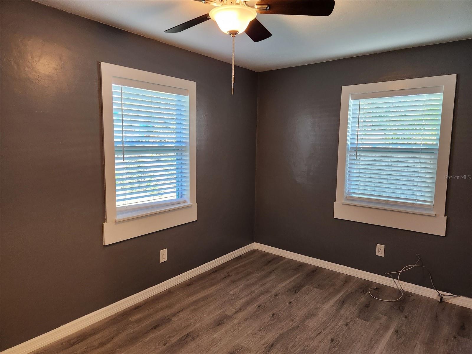 Image 10 of 13 For 2011 11th Street W