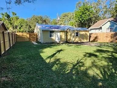 Image 11 of 13 For 2011 11th Street W