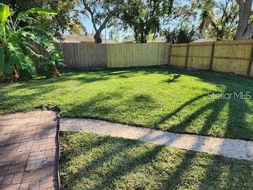 Image 12 of 13 For 2011 11th Street W