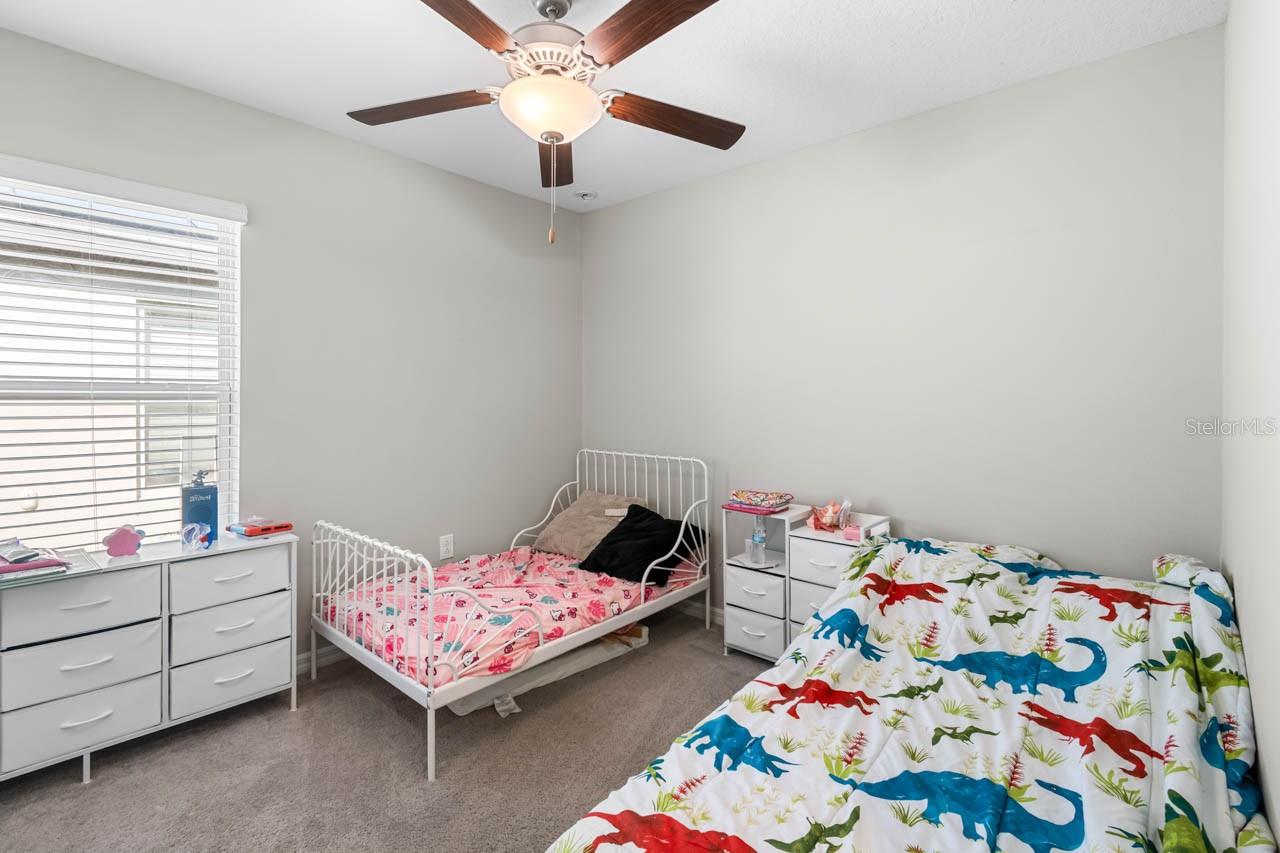 Image 18 of 37 For 889 Calico Scallop Street