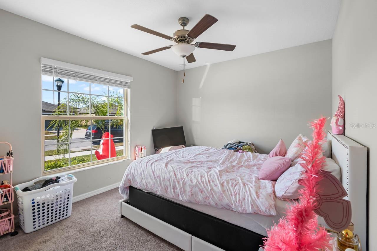 Image 19 of 37 For 889 Calico Scallop Street