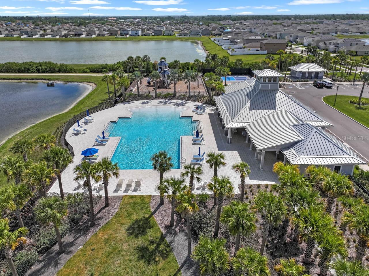 Image 26 of 37 For 889 Calico Scallop Street