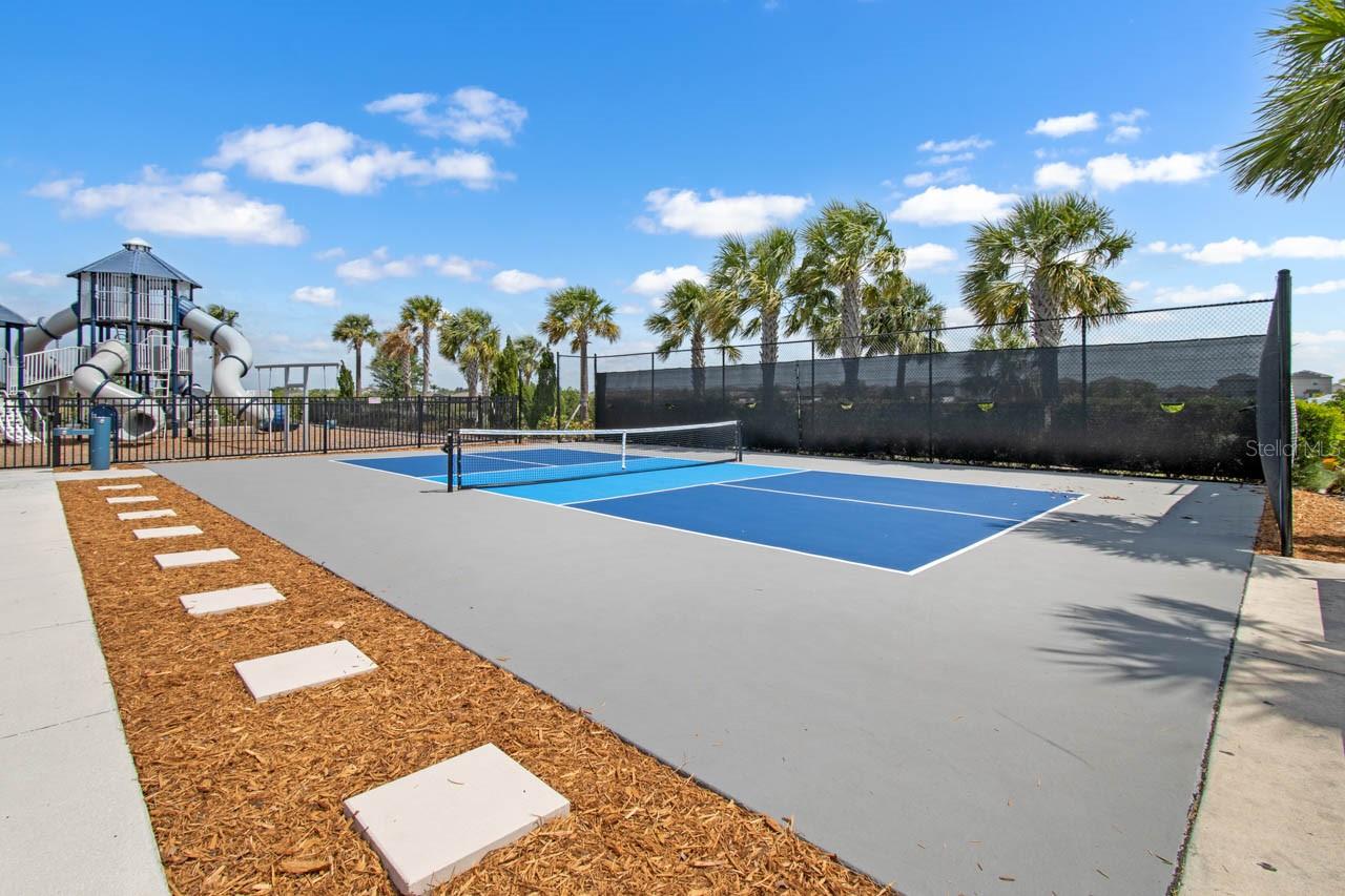 Image 31 of 37 For 889 Calico Scallop Street