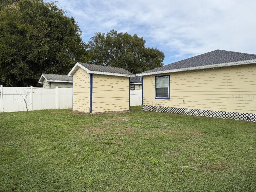 Image 3 of 17 For 230 9th Avenue