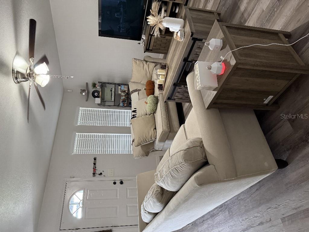 Image 5 of 17 For 230 9th Avenue