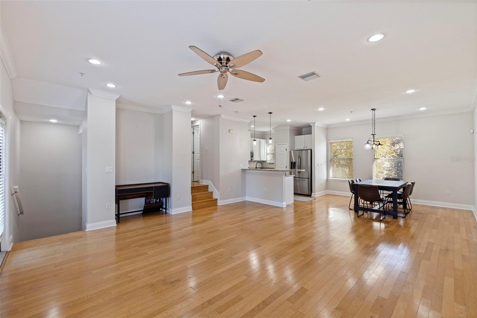 Image 7 of 40 For 4626 Legacy Park Drive