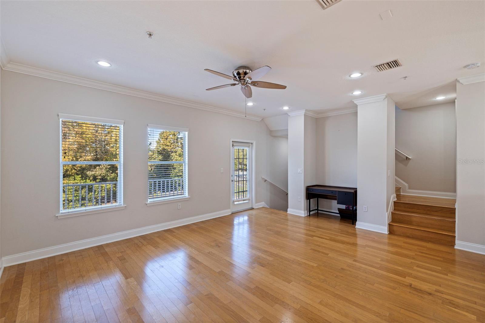 Image 8 of 40 For 4626 Legacy Park Drive