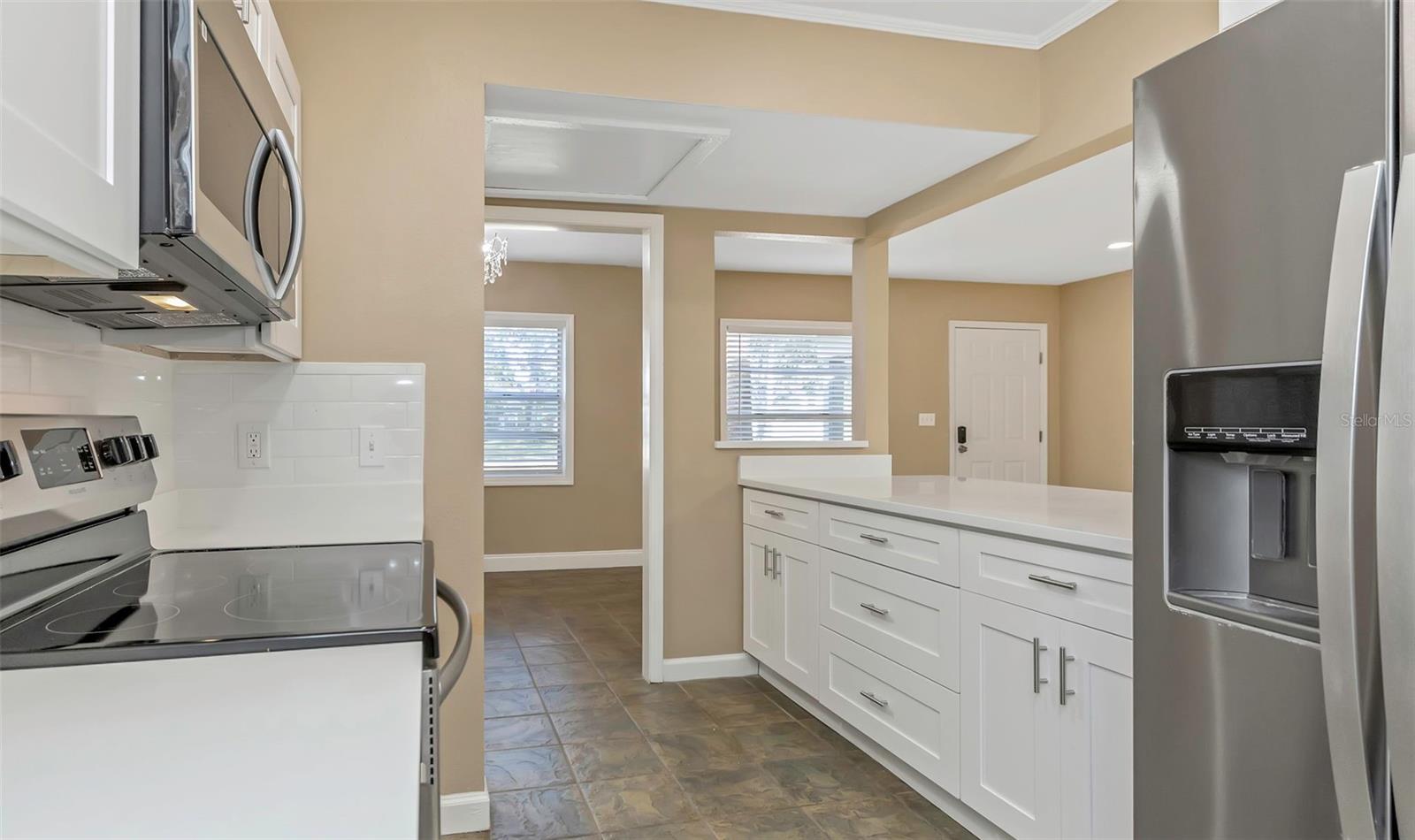 Image 15 of 55 For 4622 El Prado Boulevard