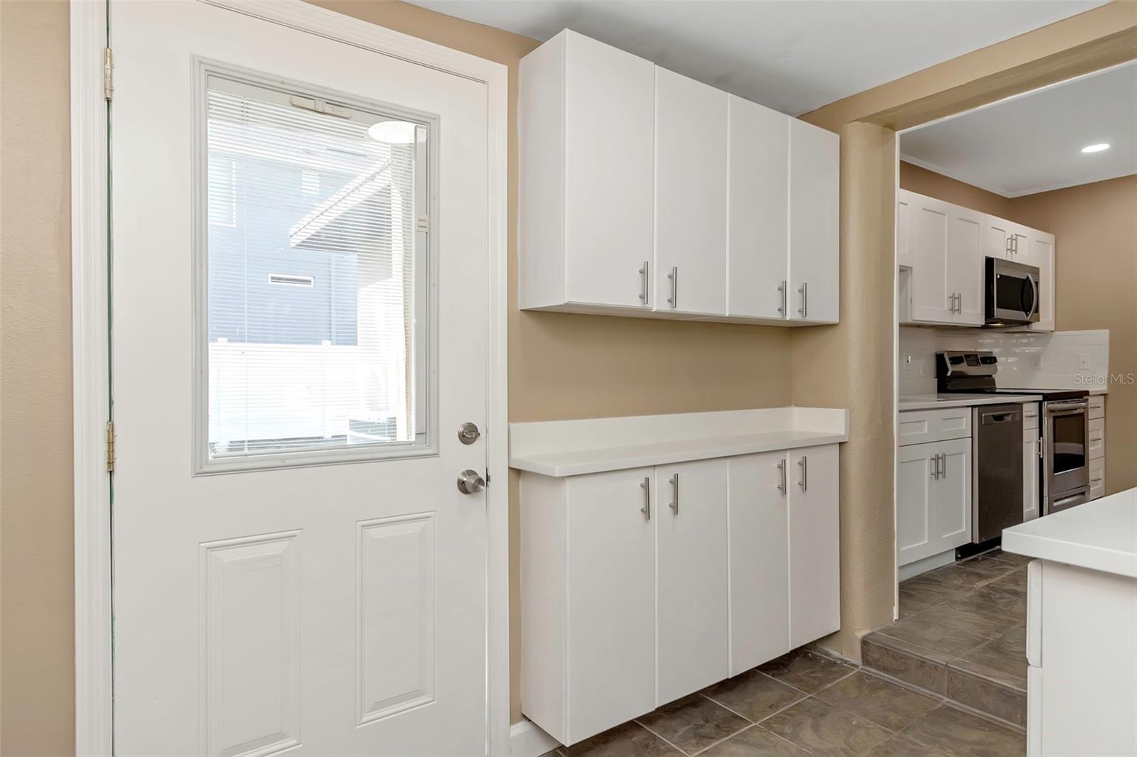 Image 17 of 55 For 4622 El Prado Boulevard