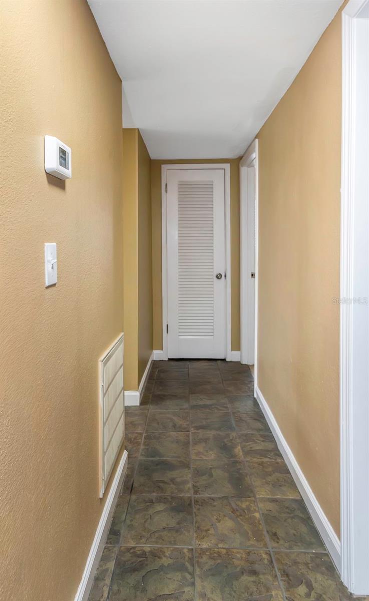 Image 26 of 55 For 4622 El Prado Boulevard