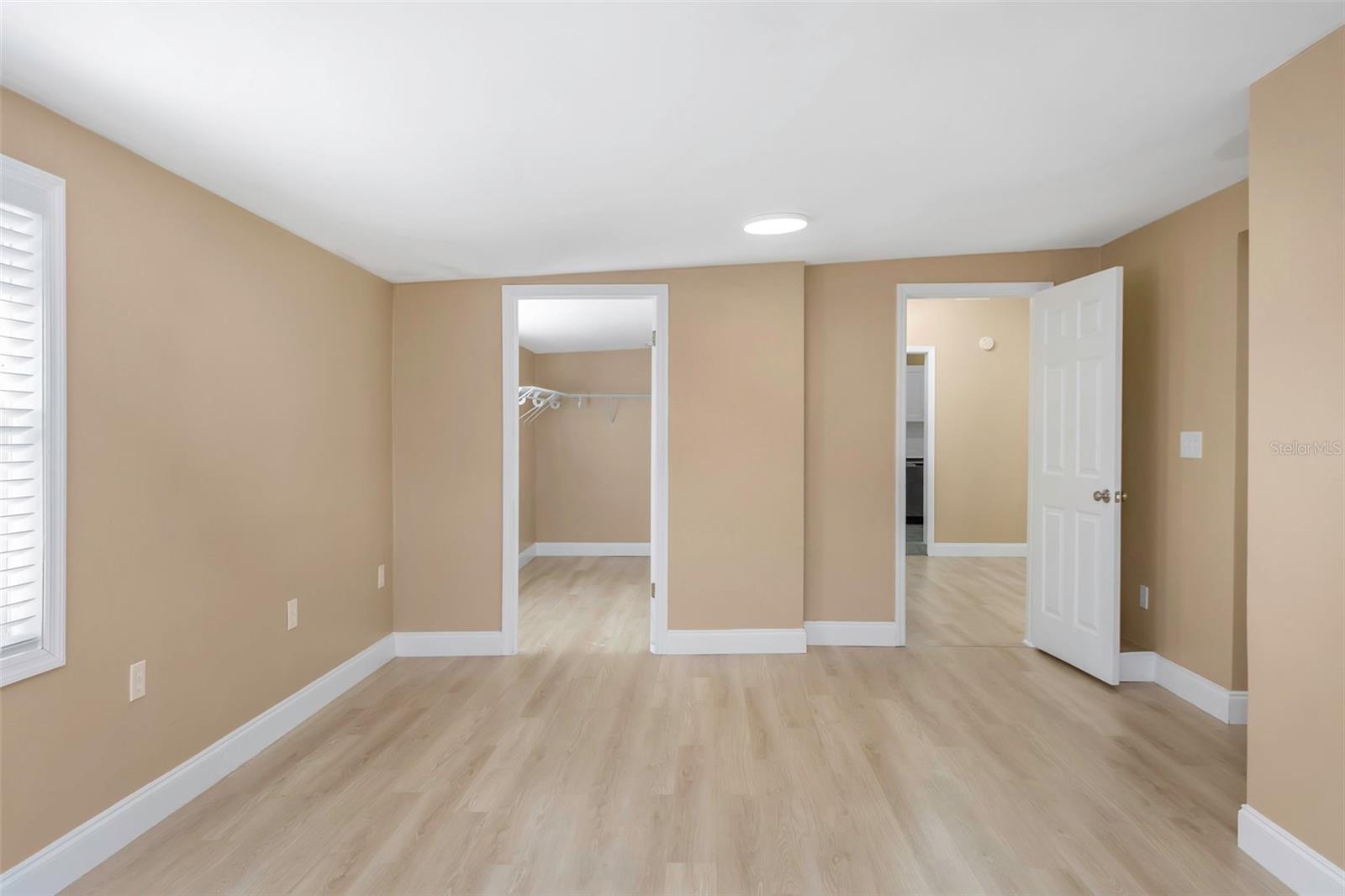 Image 29 of 55 For 4622 El Prado Boulevard