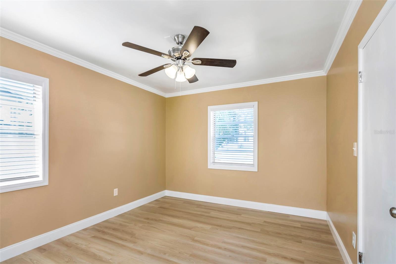 Image 32 of 55 For 4622 El Prado Boulevard