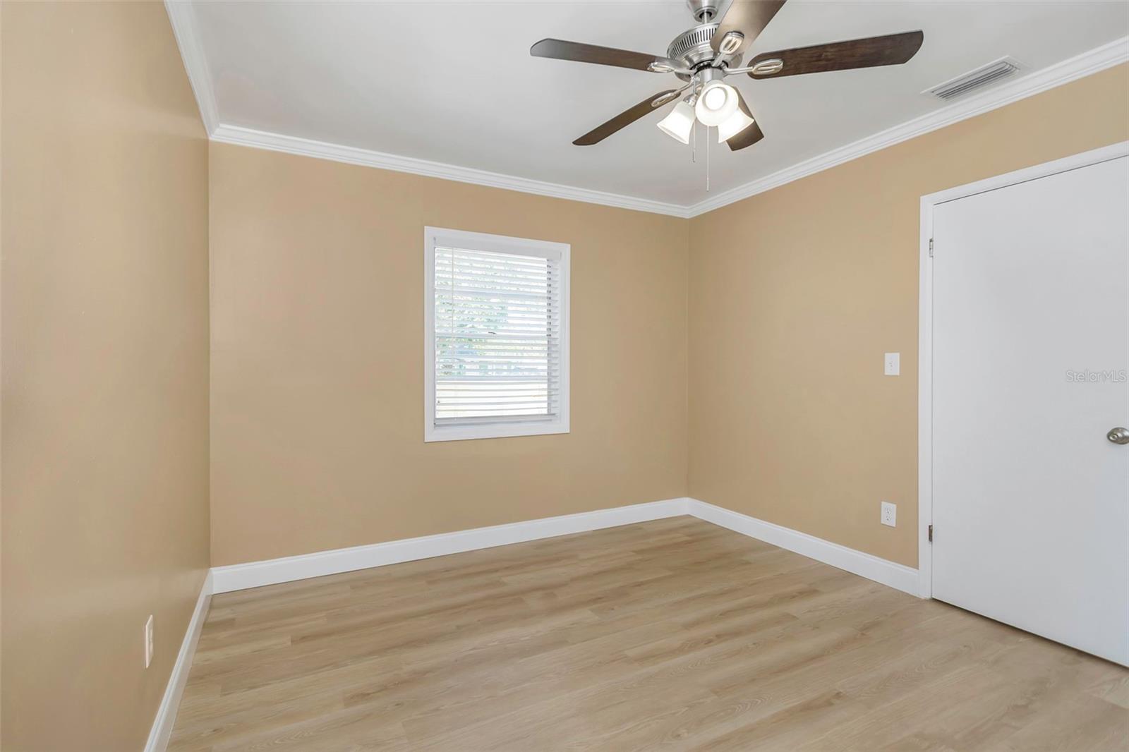 Image 33 of 55 For 4622 El Prado Boulevard