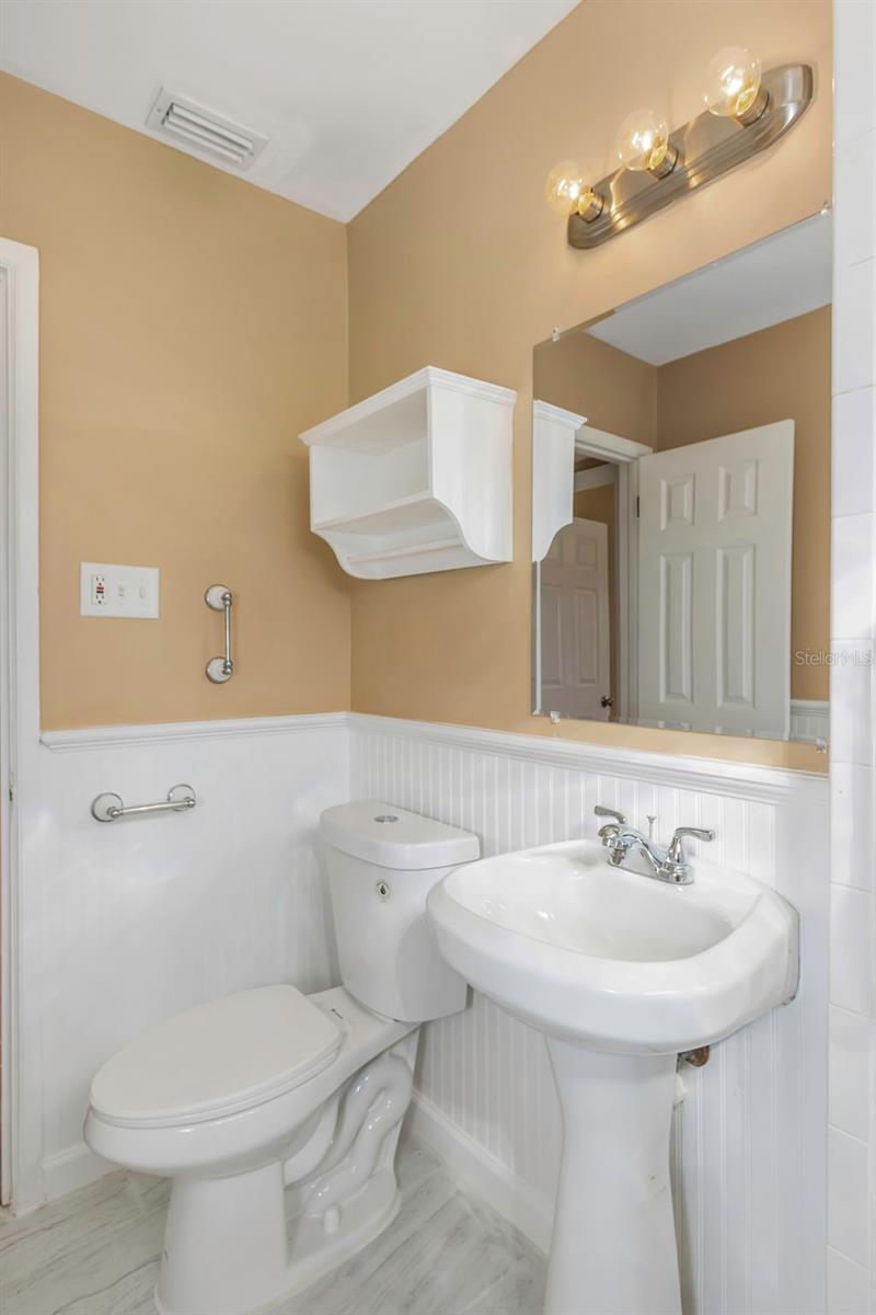 Image 37 of 55 For 4622 El Prado Boulevard