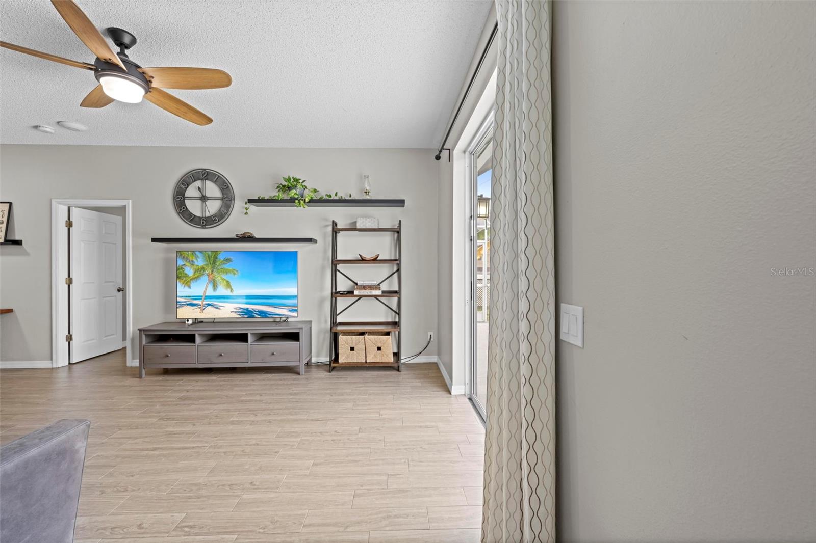 Image 18 of 80 For 10447 Peppergrass Court