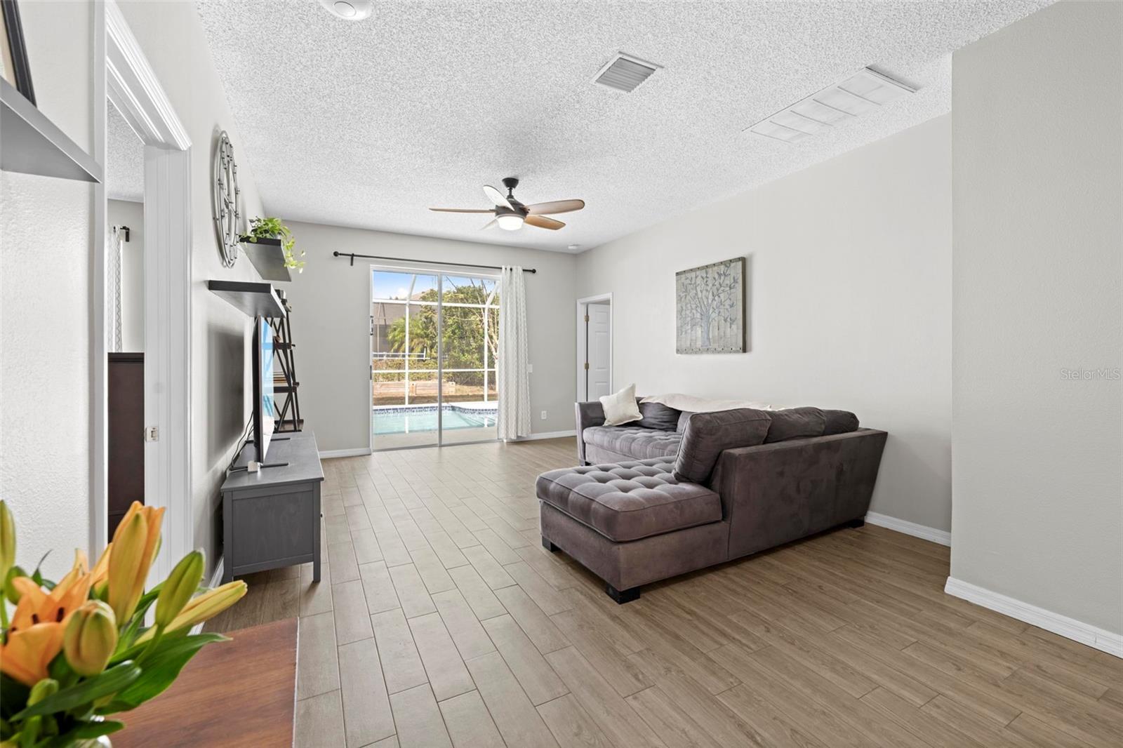 Image 24 of 80 For 10447 Peppergrass Court