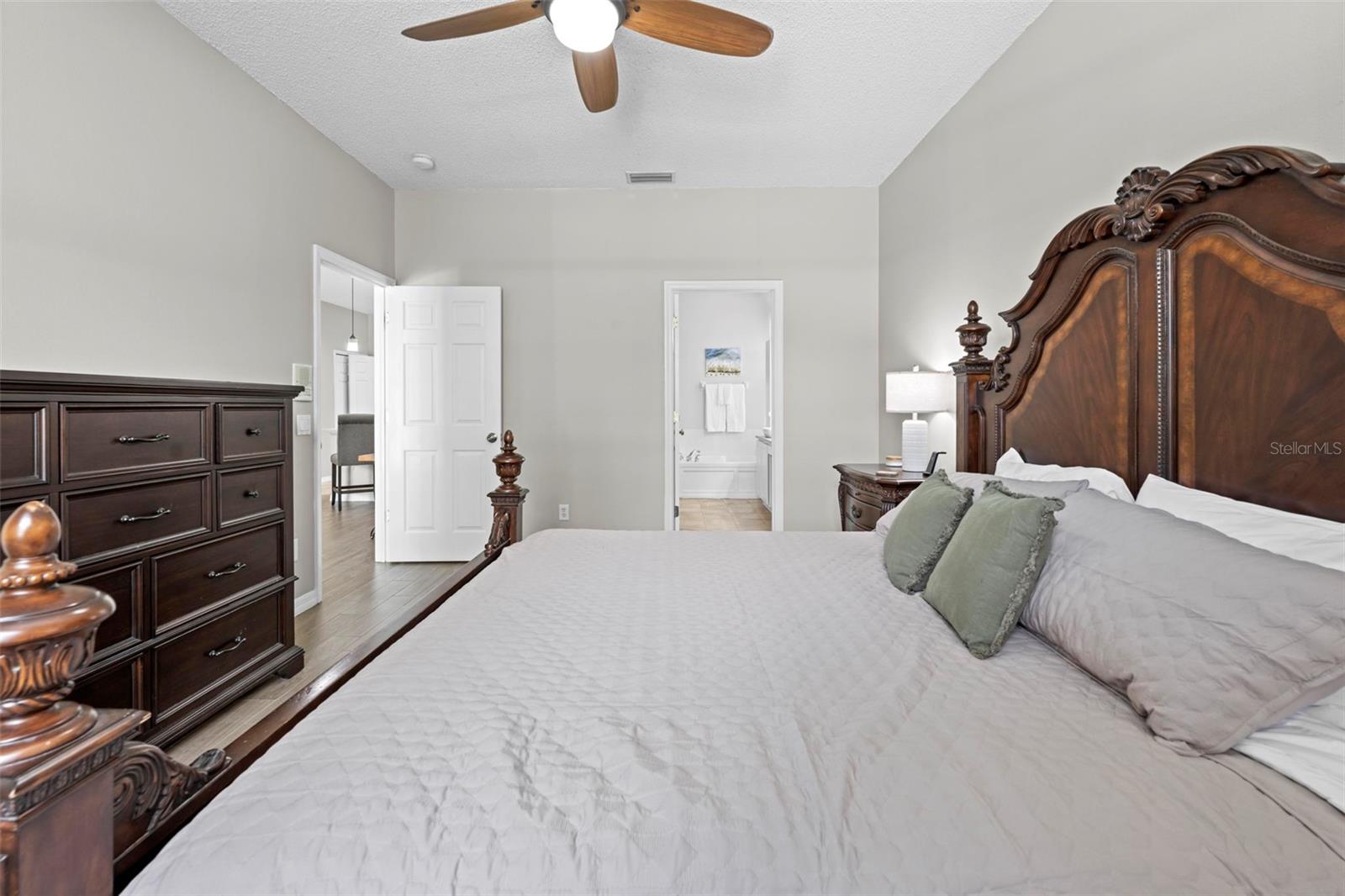 Image 42 of 80 For 10447 Peppergrass Court