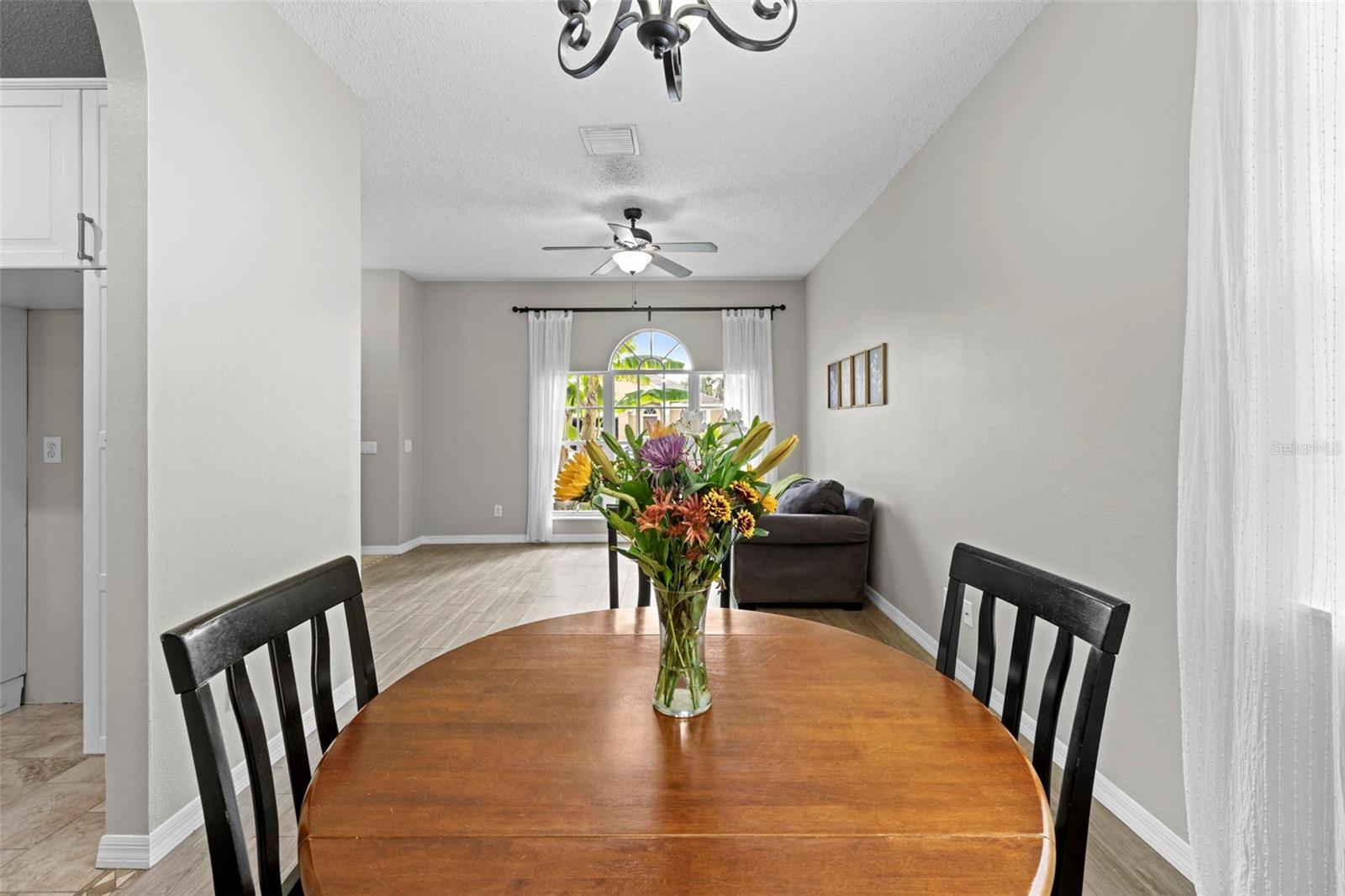 Image 7 of 80 For 10447 Peppergrass Court