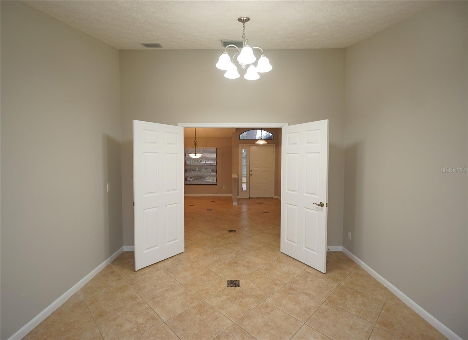 Image 14 of 23 For 3605 Treeline Drive