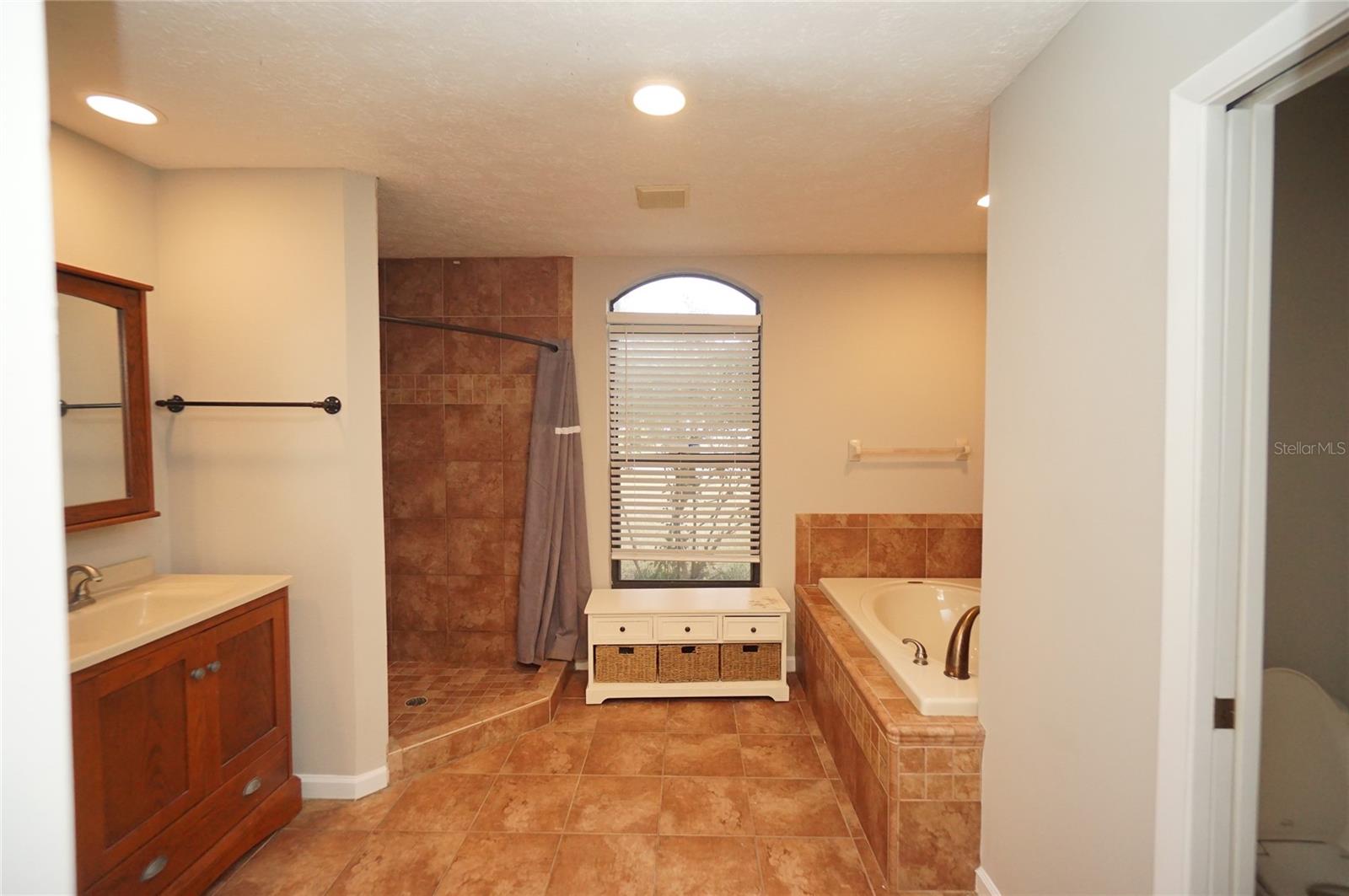 Image 18 of 23 For 3605 Treeline Drive