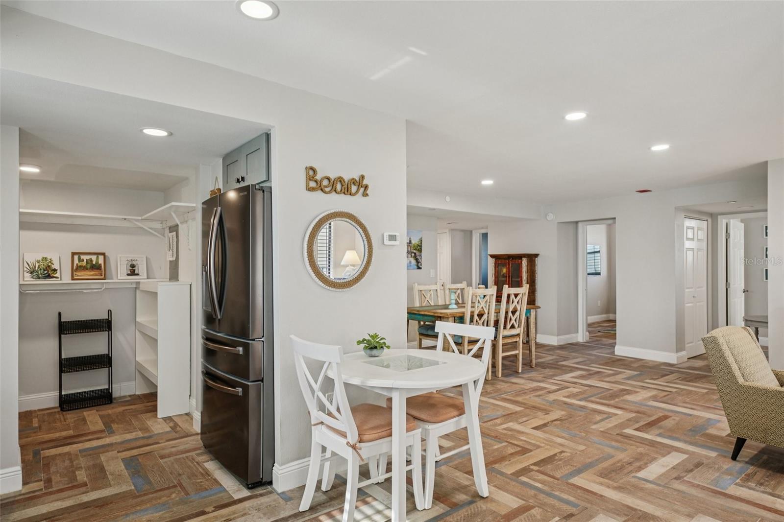 Image 10 of 45 For 15316 Gulf Boulevard 301